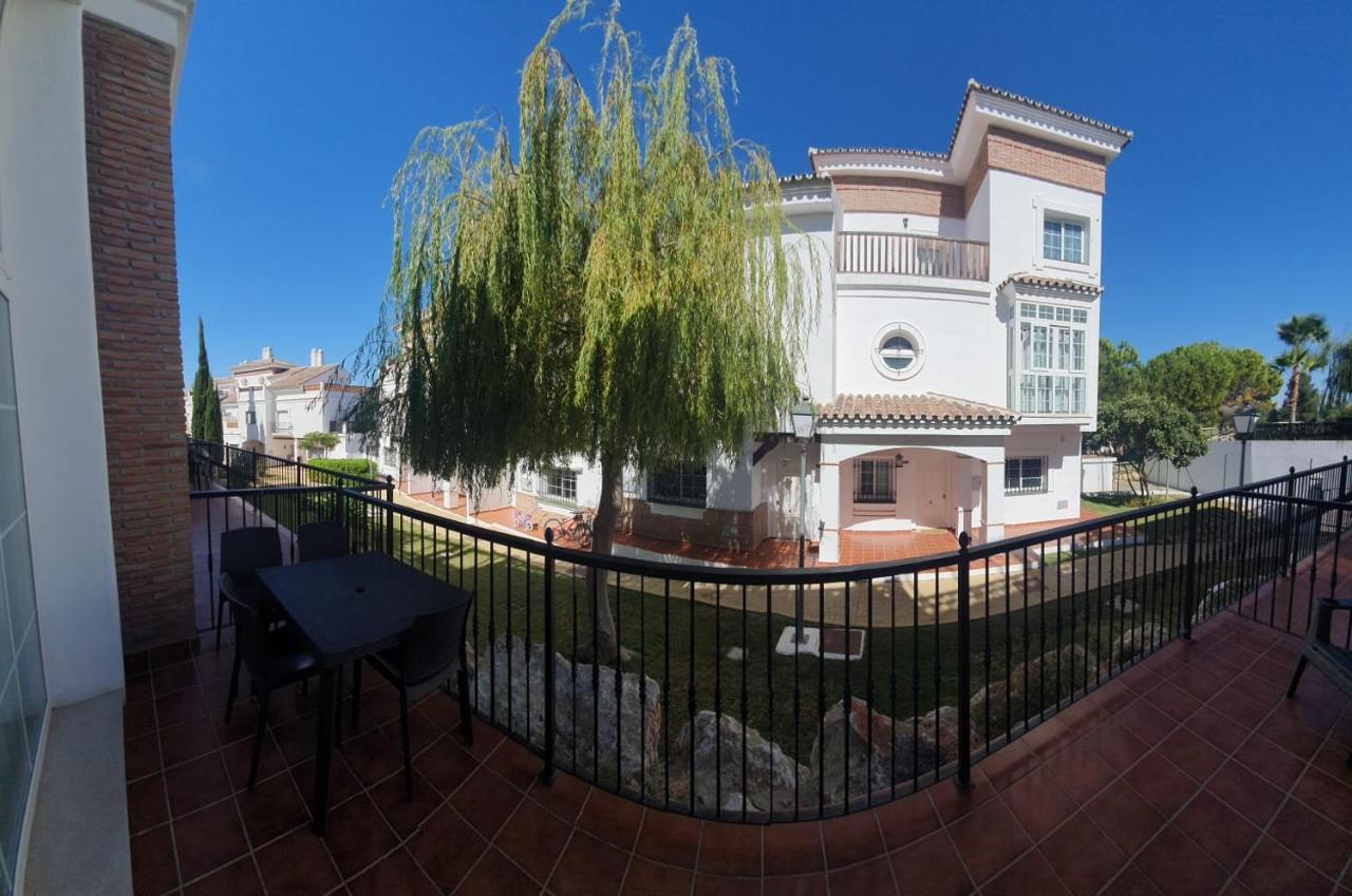 Tess Apartamento Ananda Lauro Golf Apartman Alhaurín de la Torre Kültér fotó